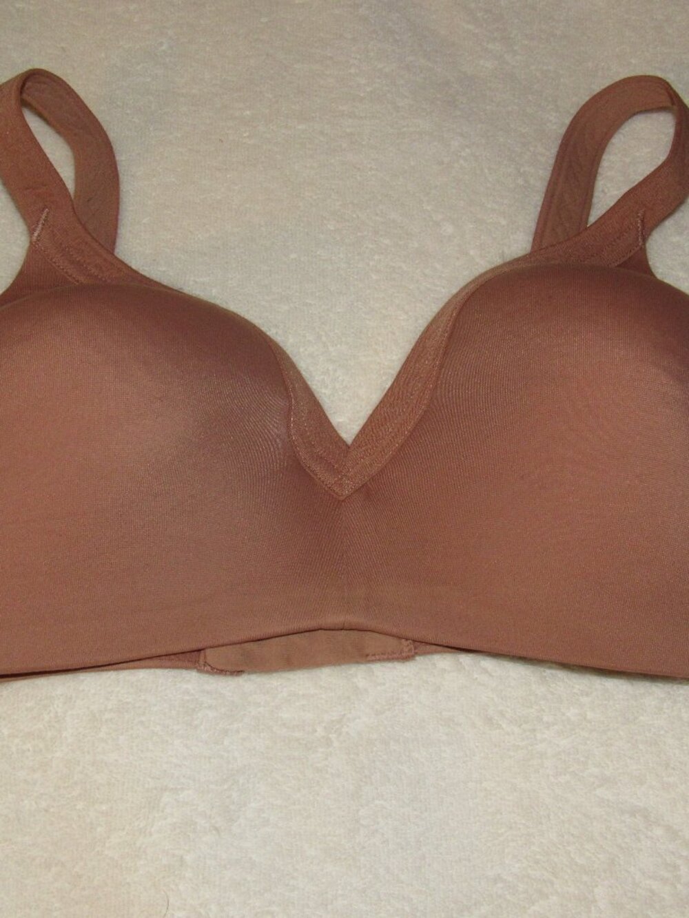 Warner's Dark Beige Easy Does It Smoothing Bra  Size 36C USED